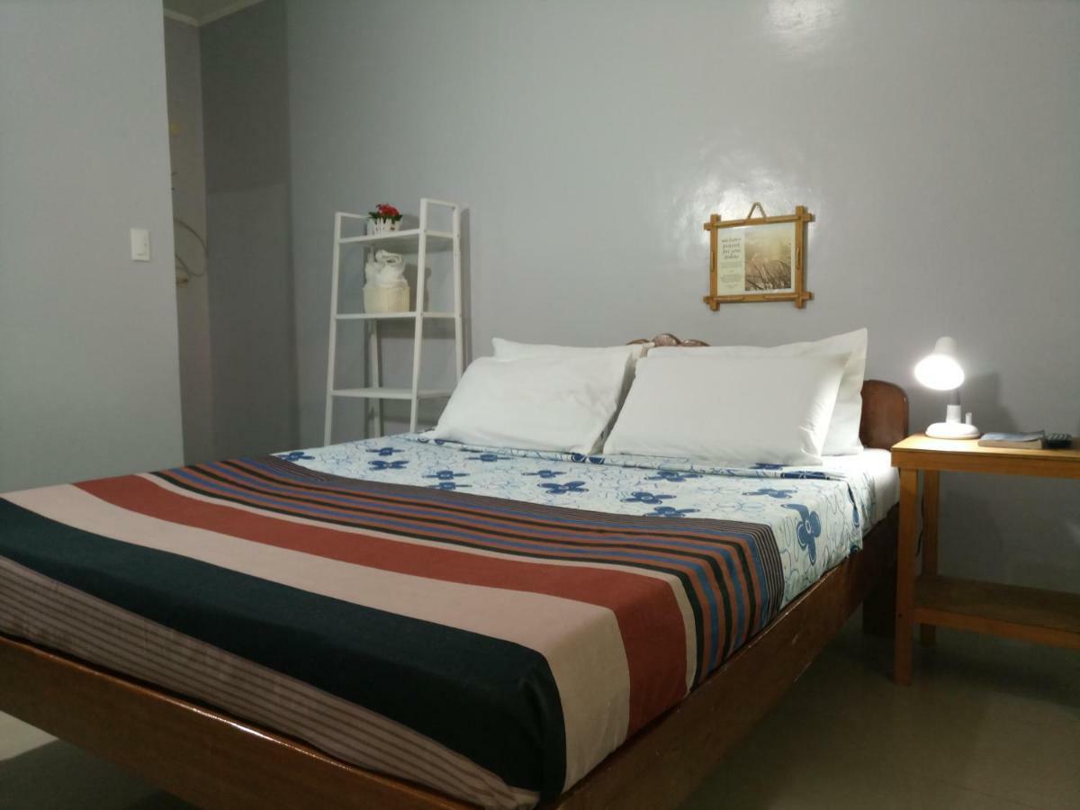 Green Park Tourist Inn Puerto Princesa Exterior photo